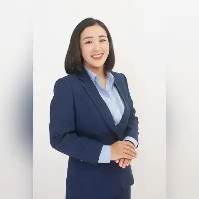穆春璟